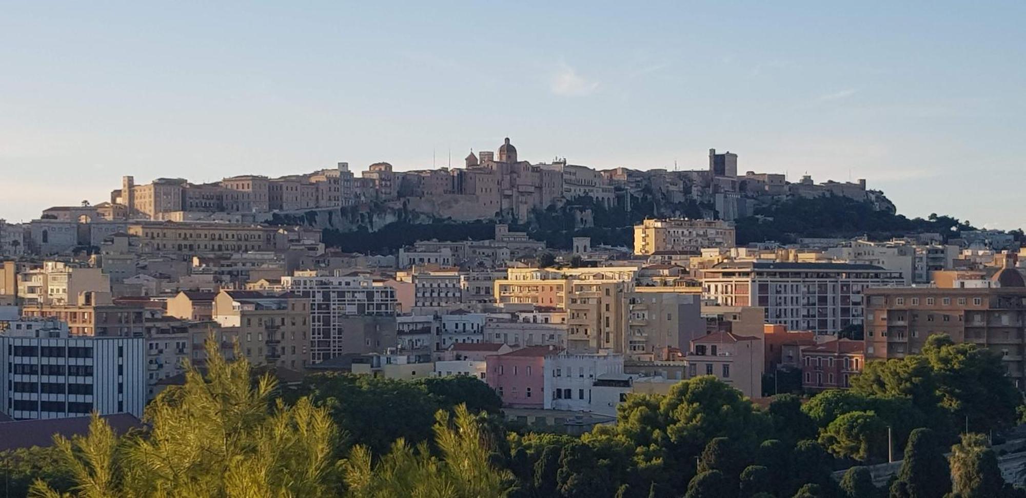 Appartement Lilyum à Cagliari Extérieur photo